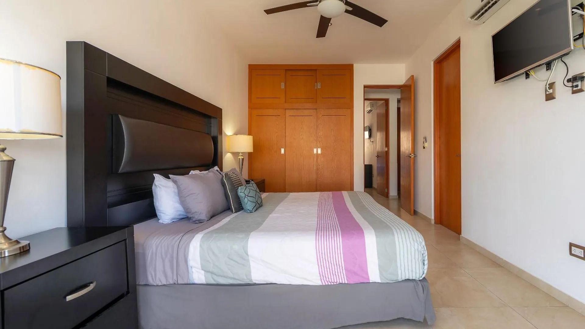 Piscina En La Cima Lujoso Apartamento En Playa Del Carmen 0*,  México